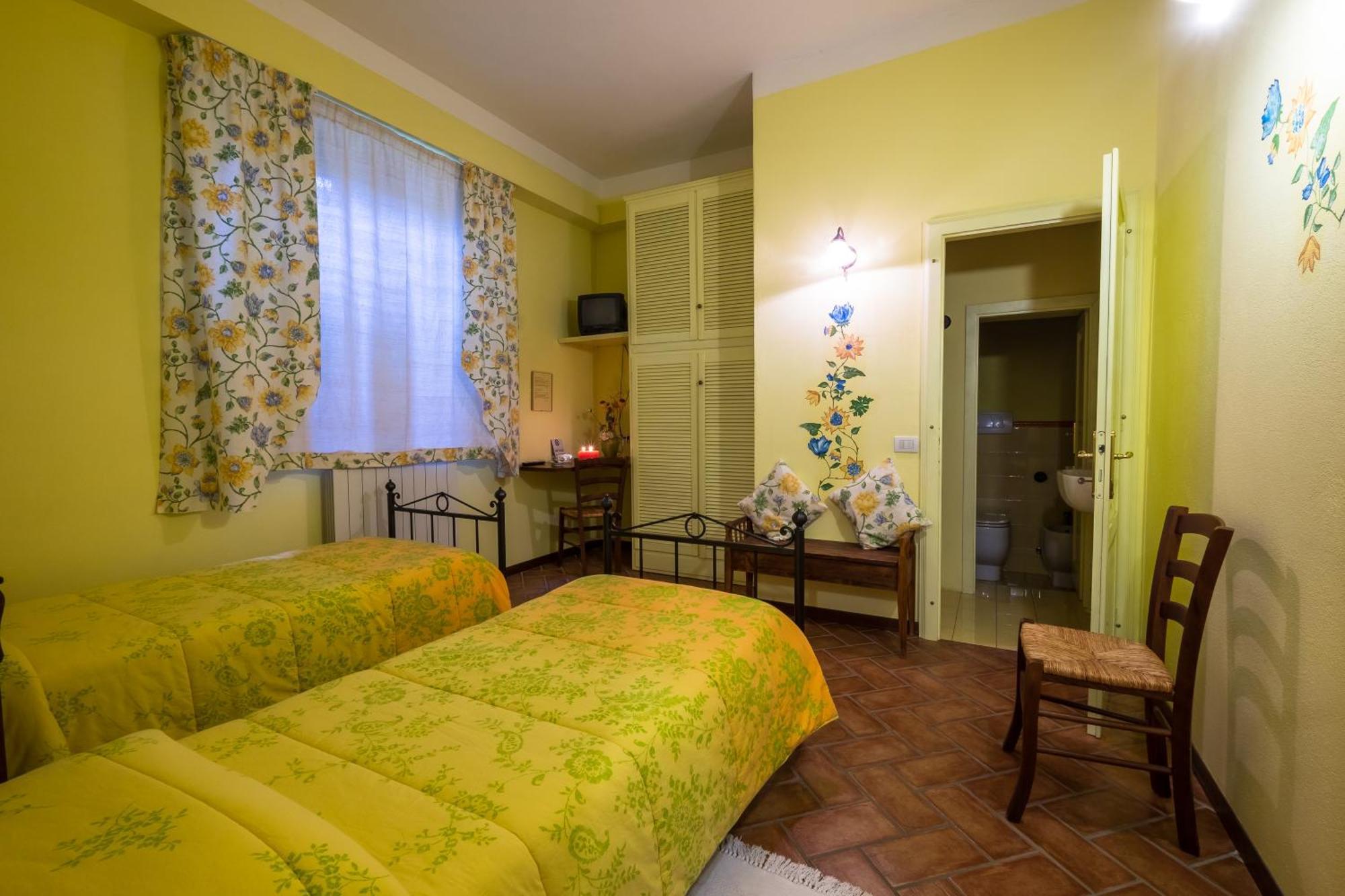 Giannetti Bed & Breakfast Poggio alle Mura Værelse billede